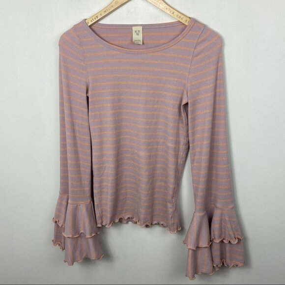 Free People Good Finds Ruffle Cuff Long Sleeve Tee Size S Bell Sleeve Boho Top - Picture 9 of 9